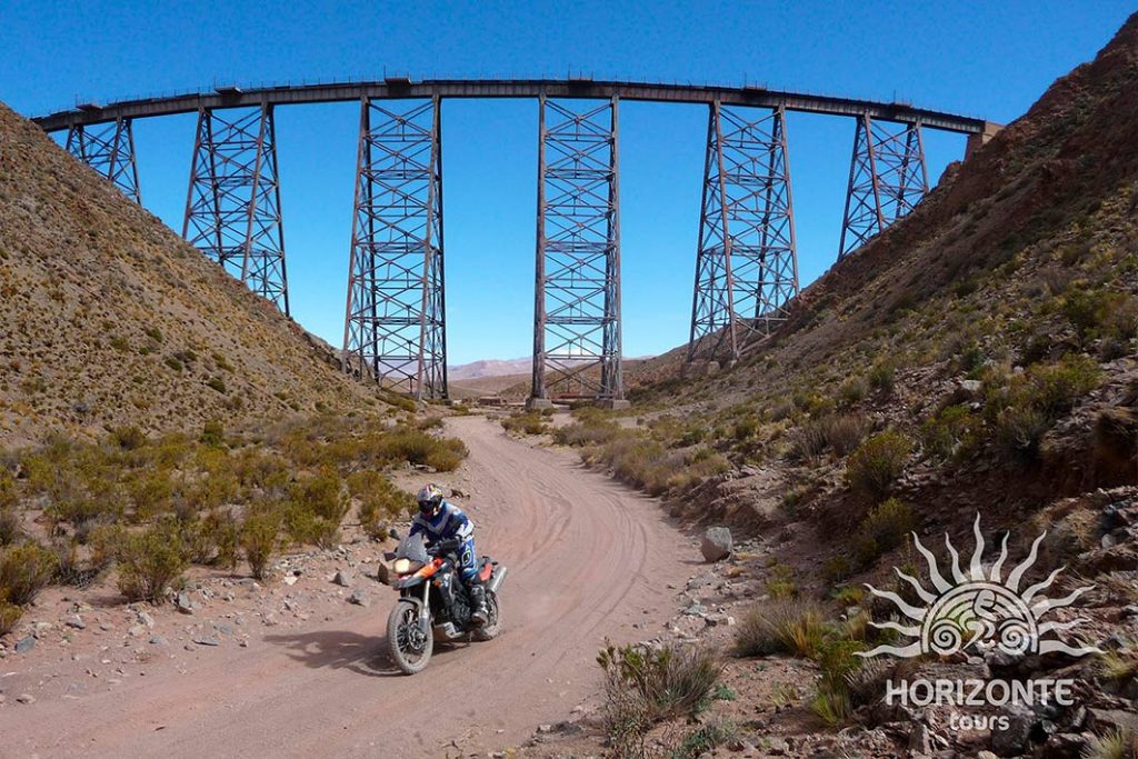 desert-motorbike-adventure-horizonte-tours-4